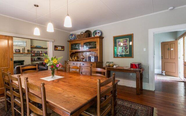 Hawthorne Country House