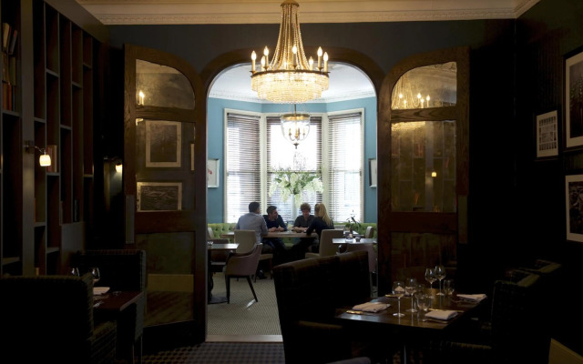 The Lodge Hotel - Putney