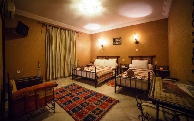 Hotel Salama
