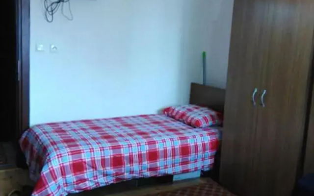 Nisa Pansiyon - Hotel in Trabzon - Photo 3