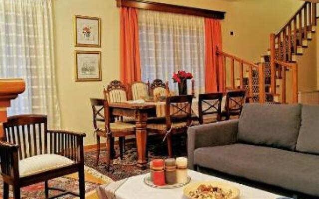 Villa Ευορέων