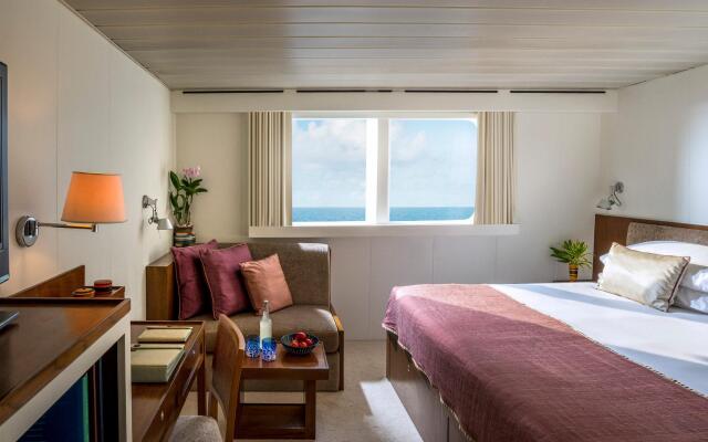 Four Seasons Resort Maldives at Kuda Huraa