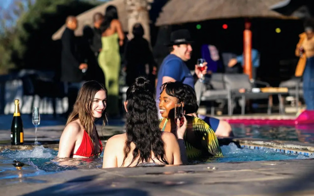 Mawo Luxury Boutique