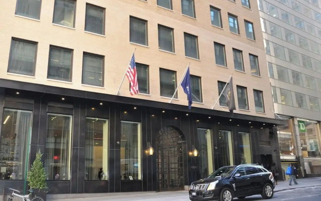 Elegant Residence at Marmara Park Avenue