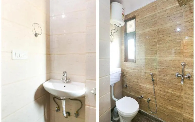 OYO 75218 Hotel Mayur Plaza