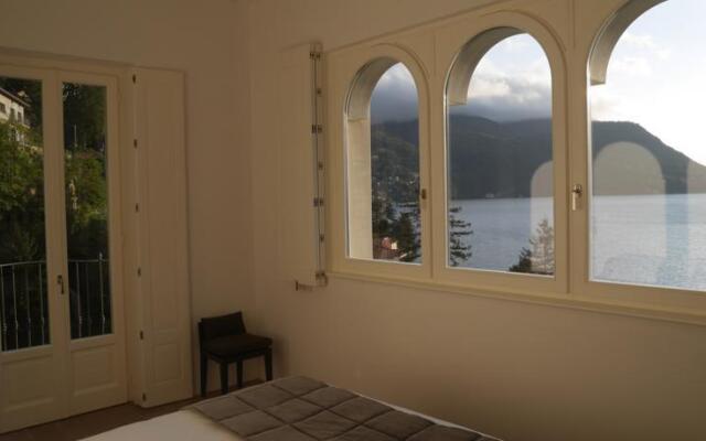 Pavilion by Villa Lario