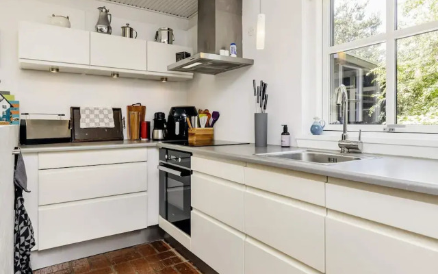 4 Star Holiday Home in Hals
