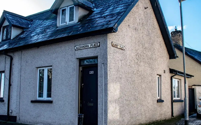 Sion Cottage