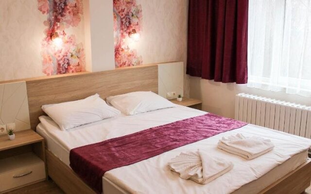 Hotel Ezeroto