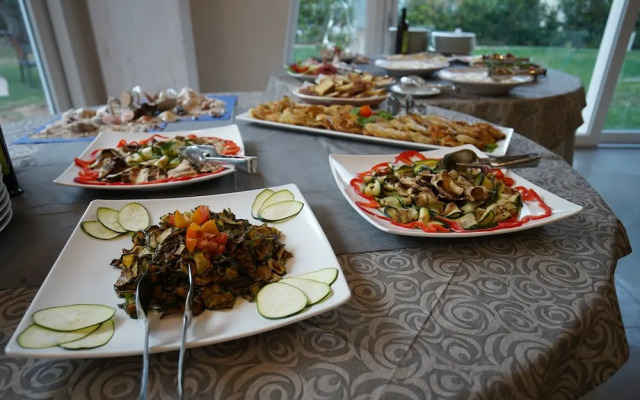 Ferienwohnung "ulivo" mit Pool und Privatstrand -1