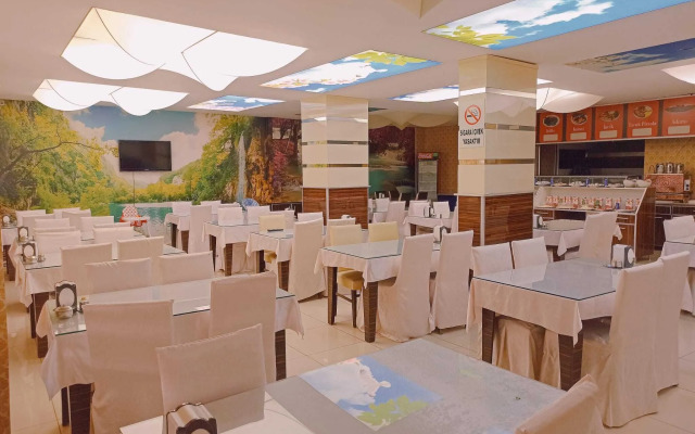 Mi̇raç Golden Palace Otel