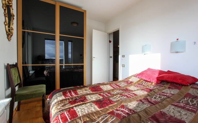 Apartment R23