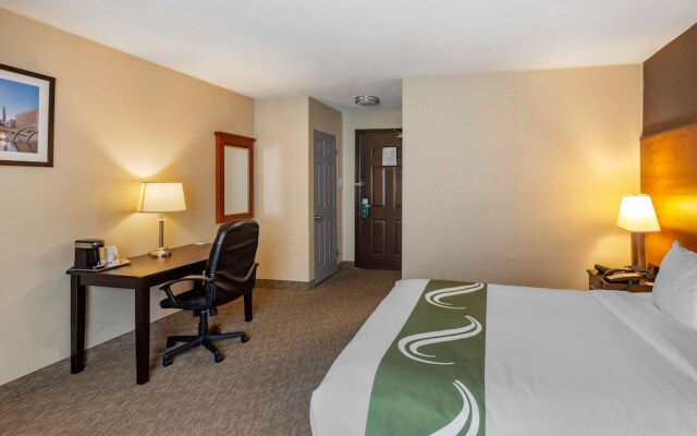 Comfort Inn Toronto Airport