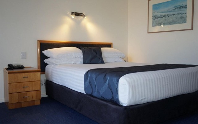 West End Motor Lodge