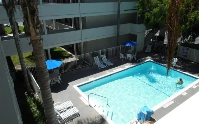 Motel 6 Chula Vista, CA - San Diego