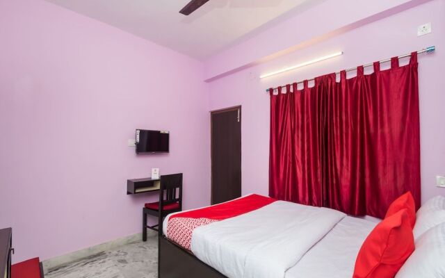 OYO 11379 Jams Guest House