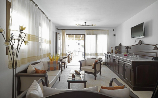 Hotel Anemomilos