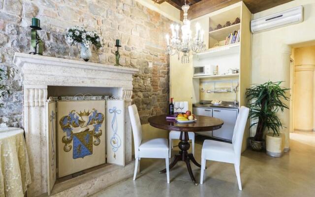 Signoria honeymoon apartment