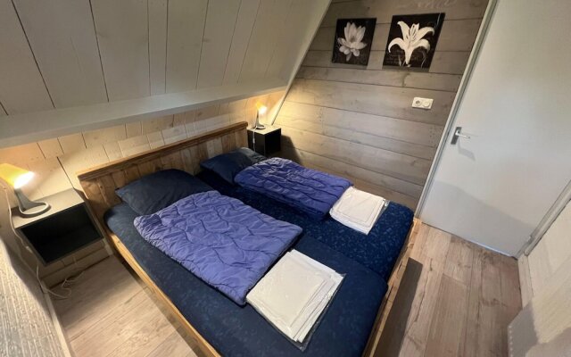 Semi-detached Bungalow 'muizenoortje'
