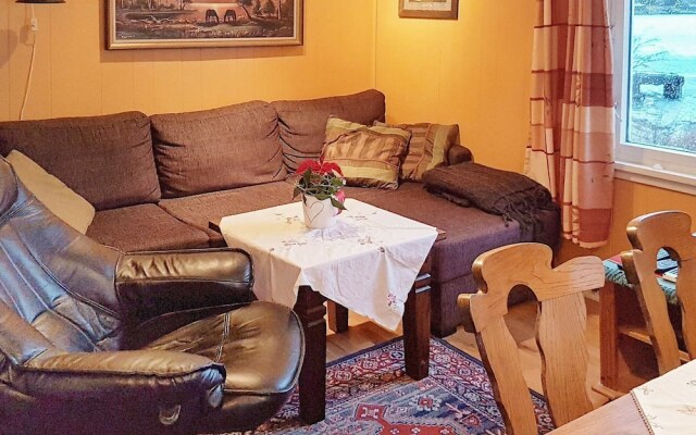 6 Person Holiday Home in Averoy-by Traum