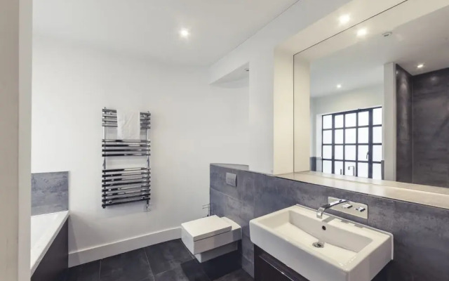 Covent Garden - The Strand Apartments