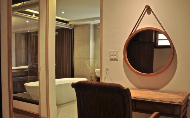Issara Boutique Winery Hotel
