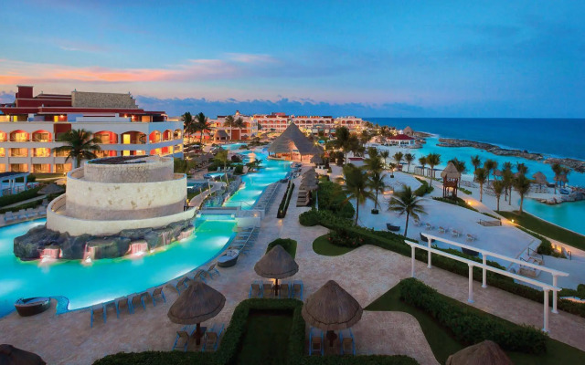 Hard Rock Hotel Riviera Maya - Hacienda All Inclusive