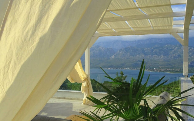 New Great Villa Anna With Pool, Zadar County