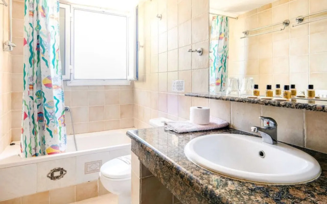 Spacious Apartment in Paleokastrites