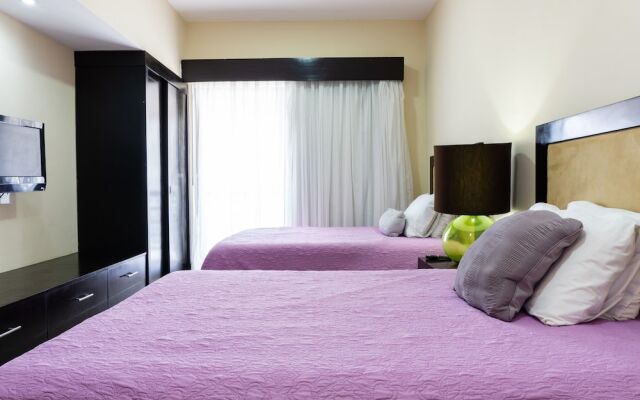 Aldea Thai 305 2 Bedroom Condo by RedAwning