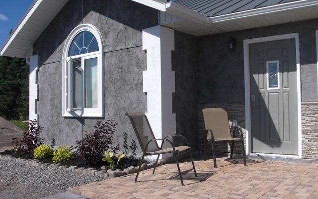 Seasons Extended Stay Suites