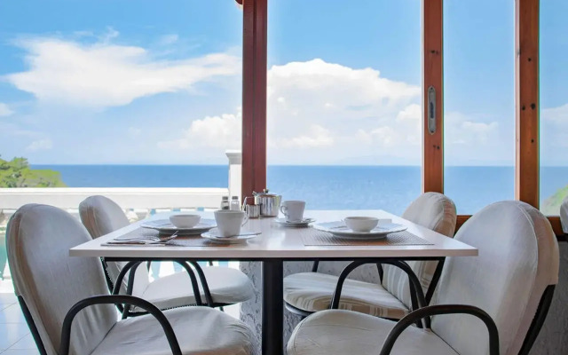 Hotel Sunrise Beach