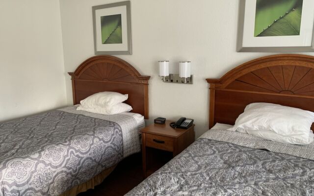 Travelodge Suites MacClenny