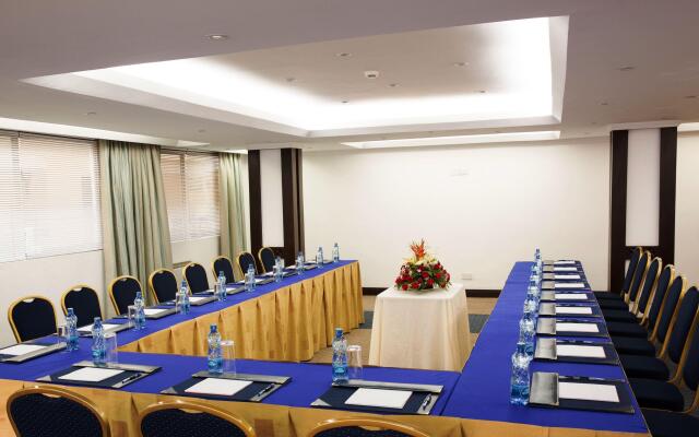 The Heron By Sarovar Portico India