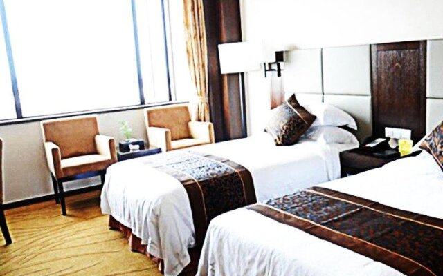 Champs Elysees Hotel