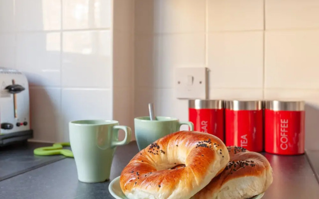 London Queens - Central