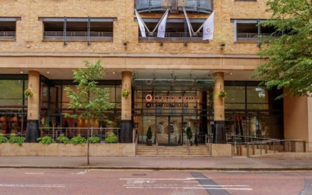 Clayton Hotel Belfast City