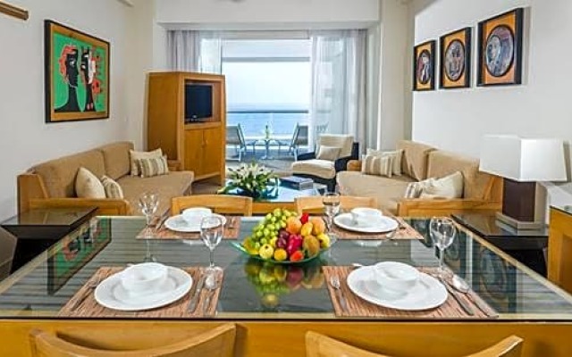 AC, Suites at The Grand Mayan - Vidanta in Acapulco