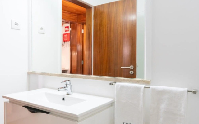 Carcavelos Beach & Business by The Portuguese Butler