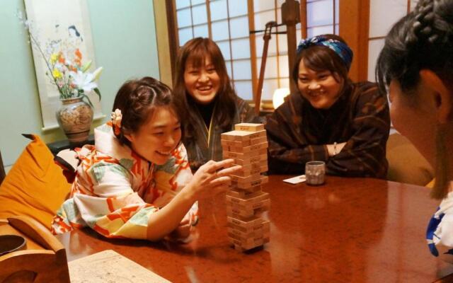 GUESTHOUSE Kinosaki Wakayo - Hostel, Caters to Women