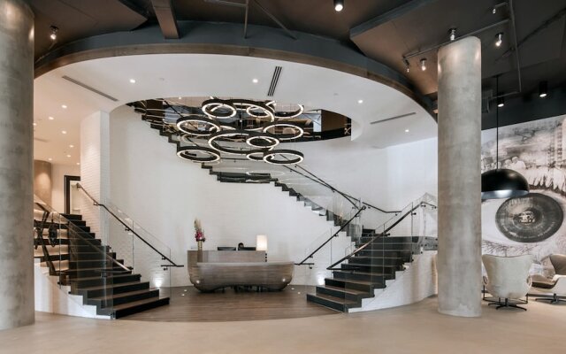 Global Luxury Suites at Reston