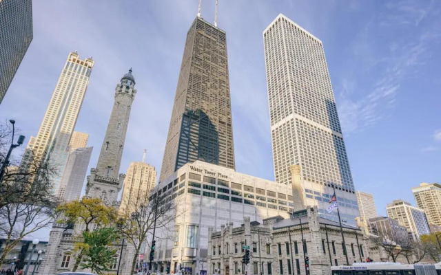 Suite Home Chicago At Coast