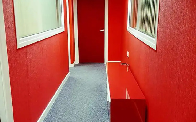 Manchester Party Pad