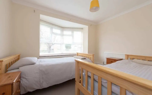 BookedUK - Modern Apartment in Harlow