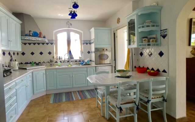 Villa Provence Pool & View