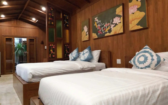 Baanthep Antique Homestay