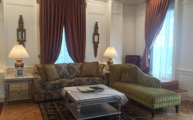 Geulis Boutique Hotel & Cafe