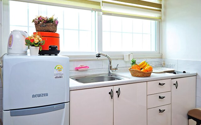 Geoje Dream Hill Pension