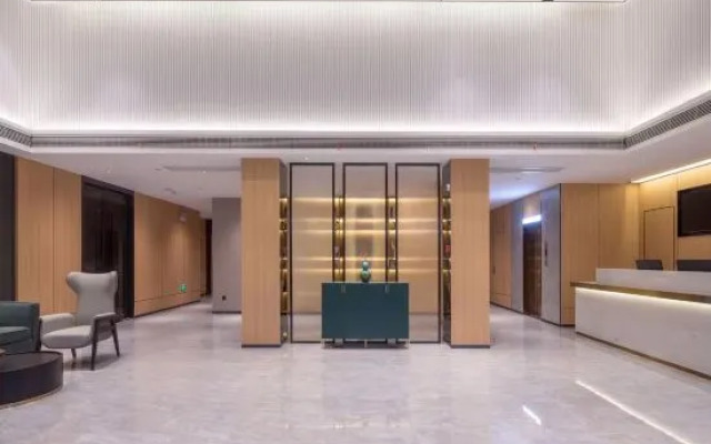 Rujia Huayi Hotel