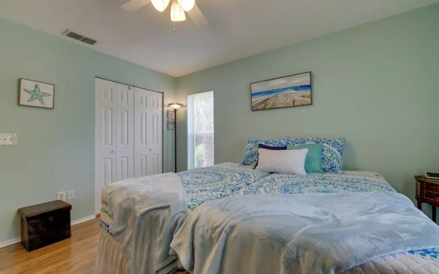 Canal-front Retreat in Crystal River!